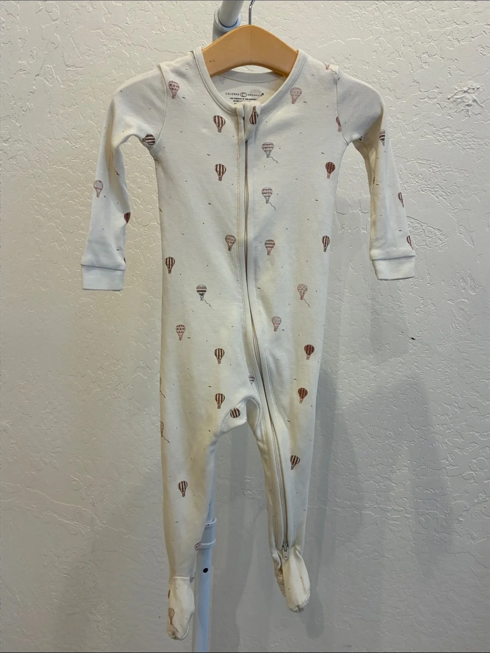 Colored Organics Cream Baby Footed One-Piece with Brown Hot Air Balloon Print